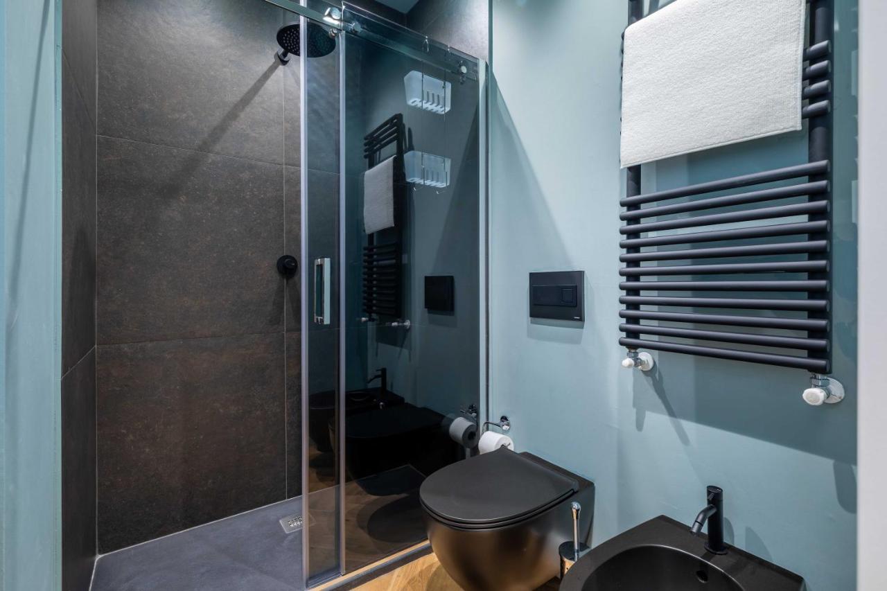 Deluxe Apartment Milan - Duomo - Milan Lin Airport エクステリア 写真
